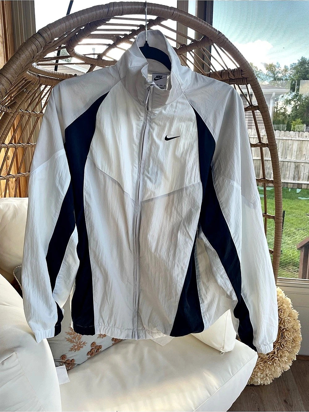 NWT. Nike Color Block Windbreaker Size XS